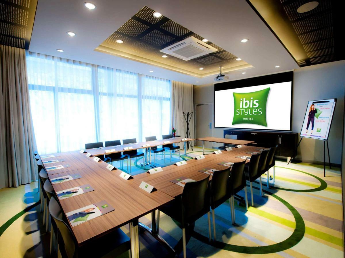Ibis Budget Brest Centre Port Exterior photo